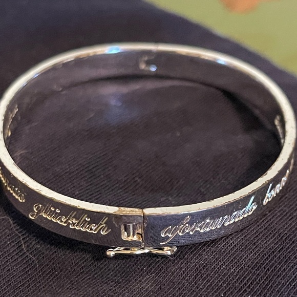 Stella & Dot engraved bangle - Picture 5 of 10